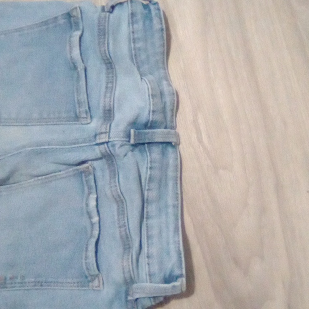 Women's Small Ripped Jeans - Picture 3 of 3